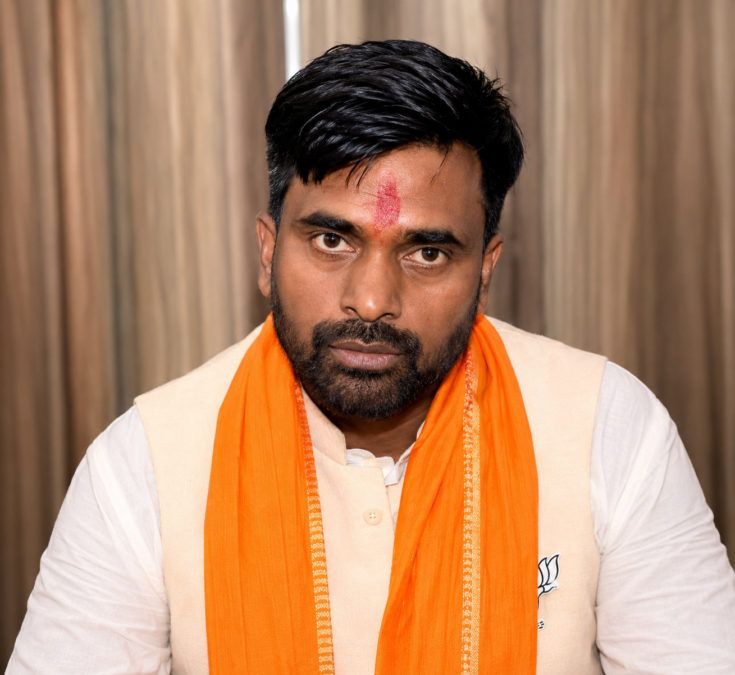 भाजपा प्रत्याशी नीरज सिन्हा